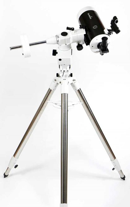 Sky-Watcher Skymax 127 ja EQ-5-jalusta