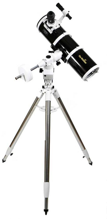 Sky-Watcher Explorer-150P ja EQ-5-jalusta